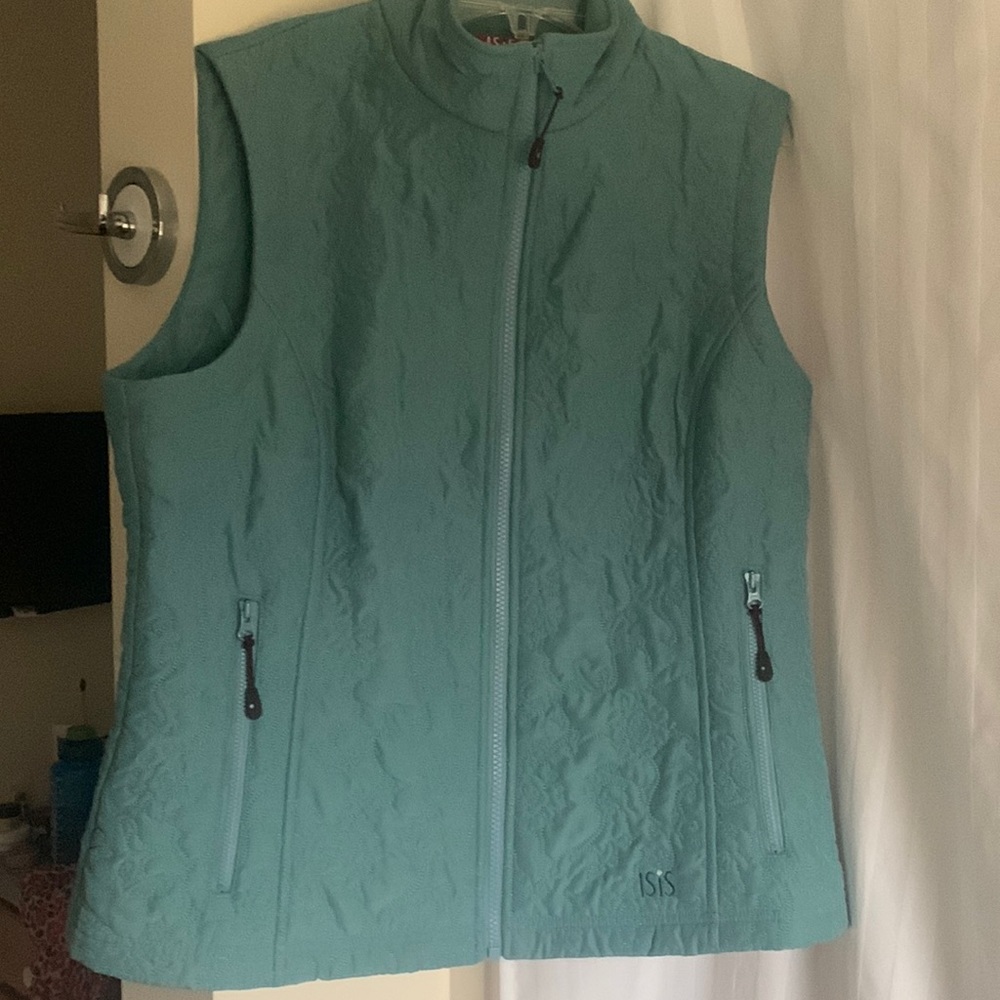 Isis quilted vest with fleece interior